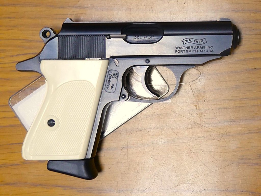 912744 Walther 1